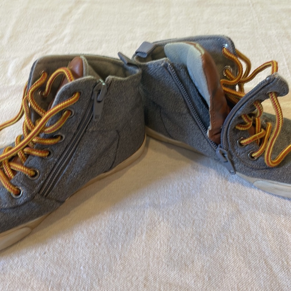 Grey hightops - Picture 3 of 4